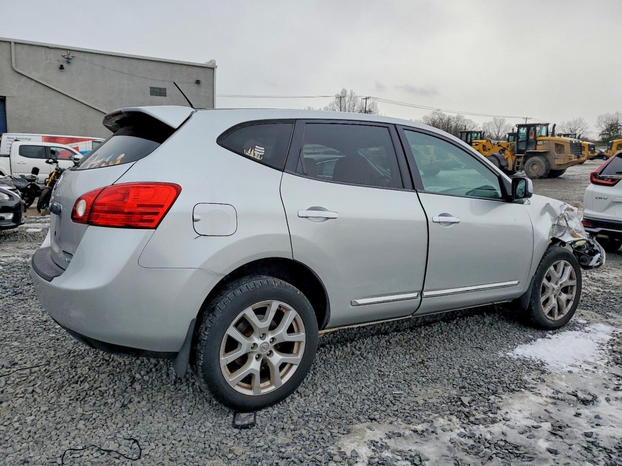 2013 NISSAN ROGUE S photo 3