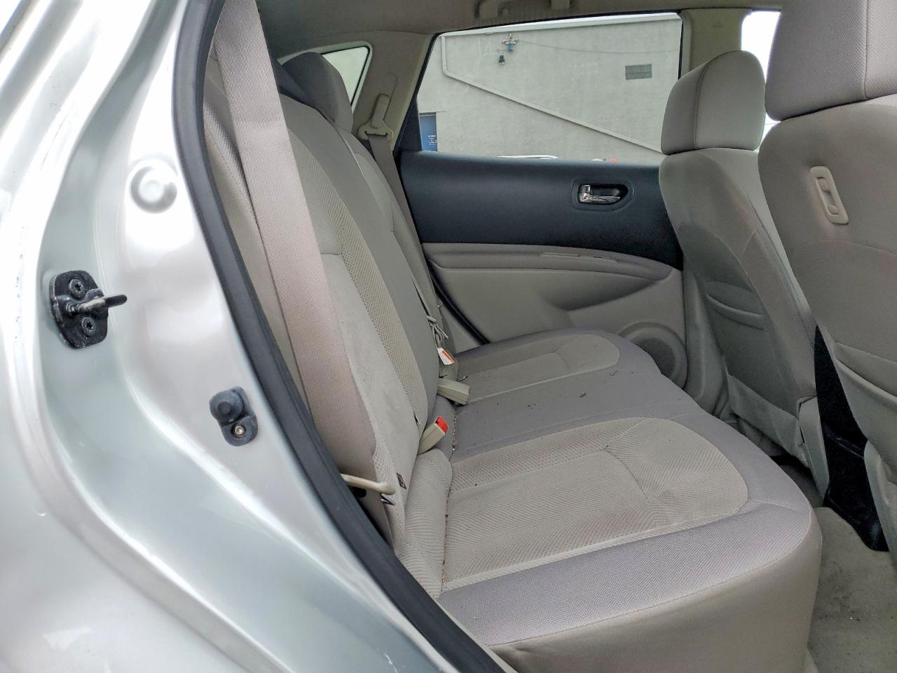 2013 NISSAN ROGUE S photo 11