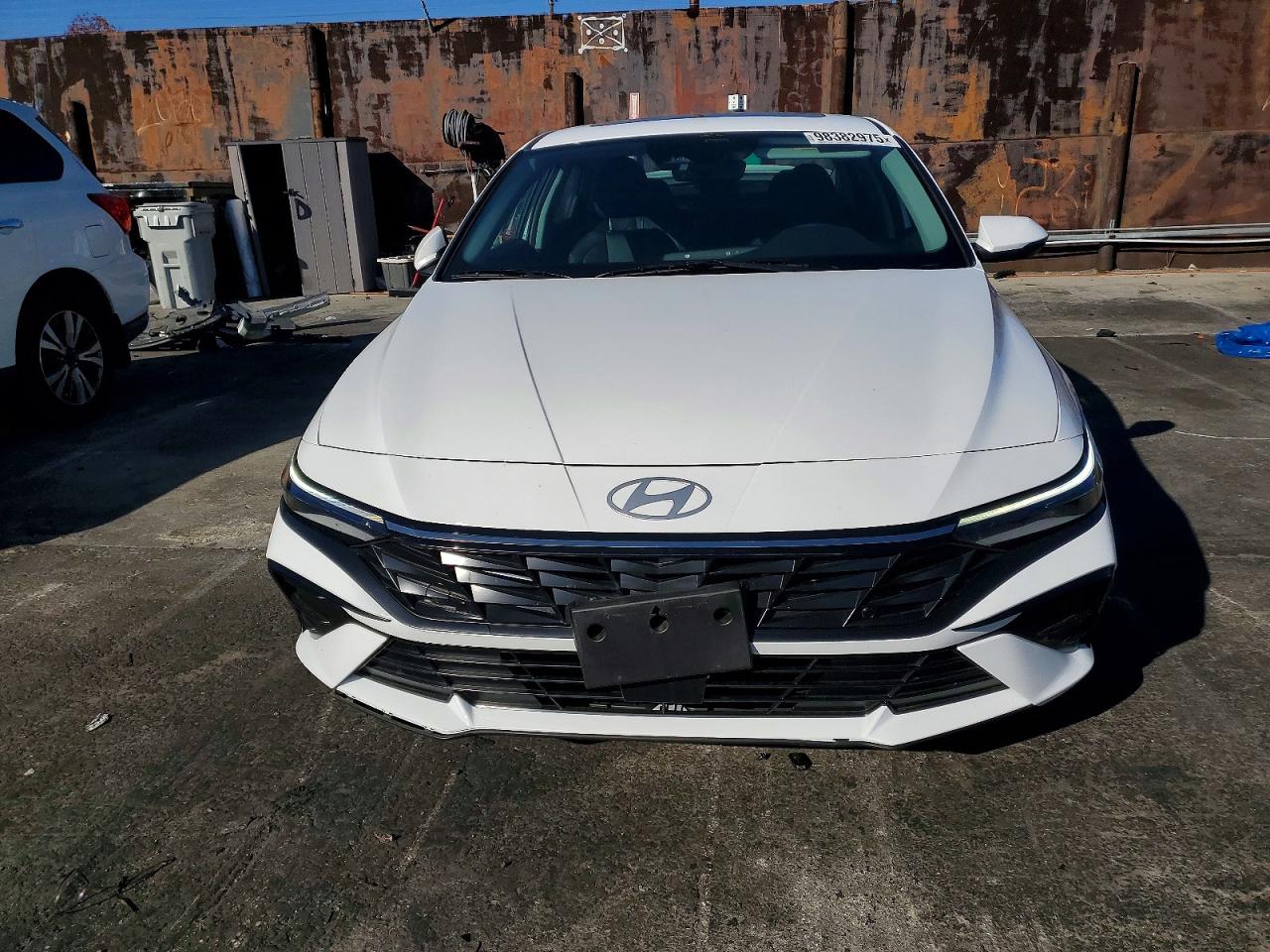 2025 HYUNDAI ELANTRA LIMITED photo 5