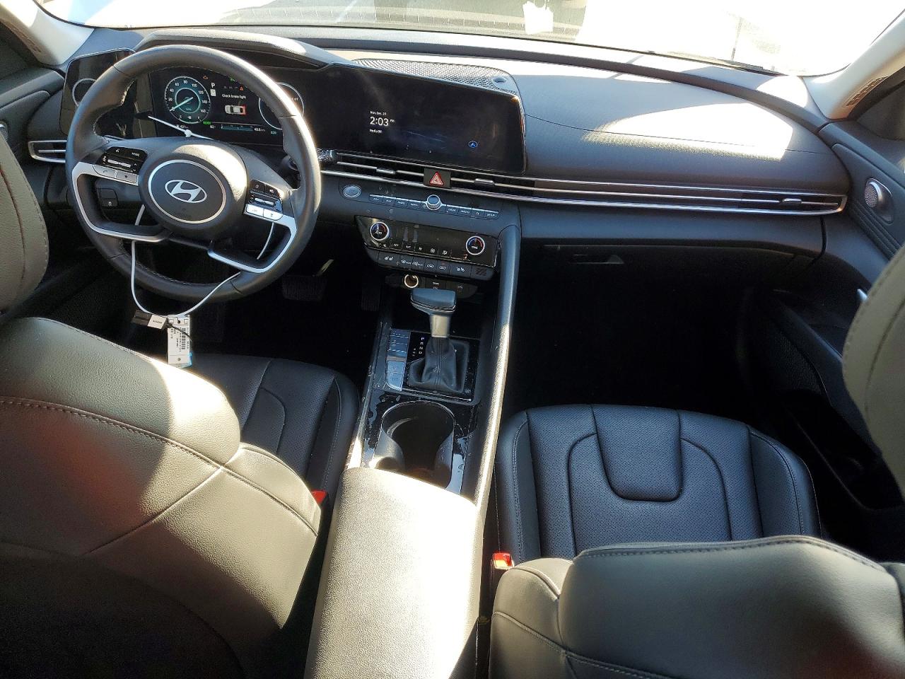 2025 HYUNDAI ELANTRA LIMITED photo 8