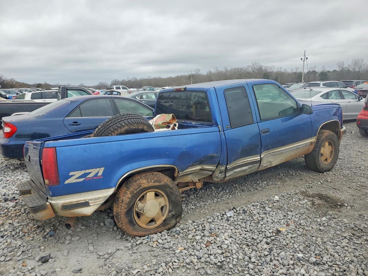 1997 GMC SIERRA K1500 photo 3