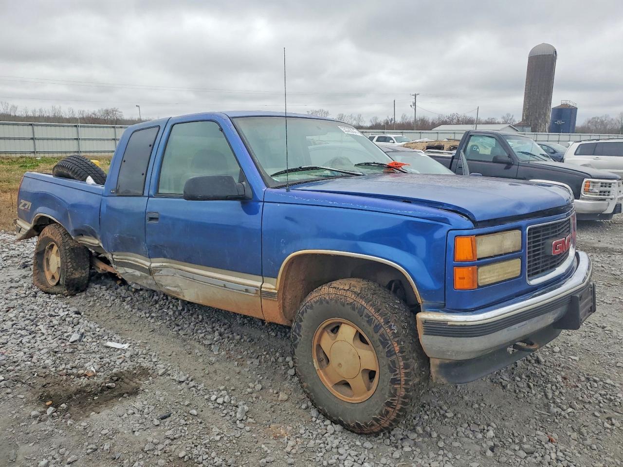 1997 GMC SIERRA K1500 photo 4