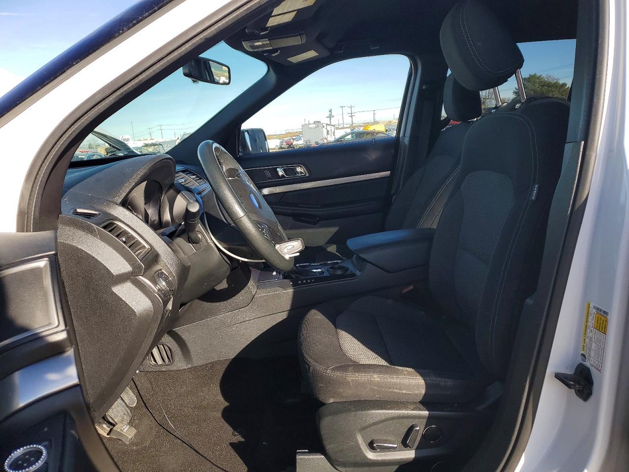 2018 FORD EXPLORER XLT photo 7
