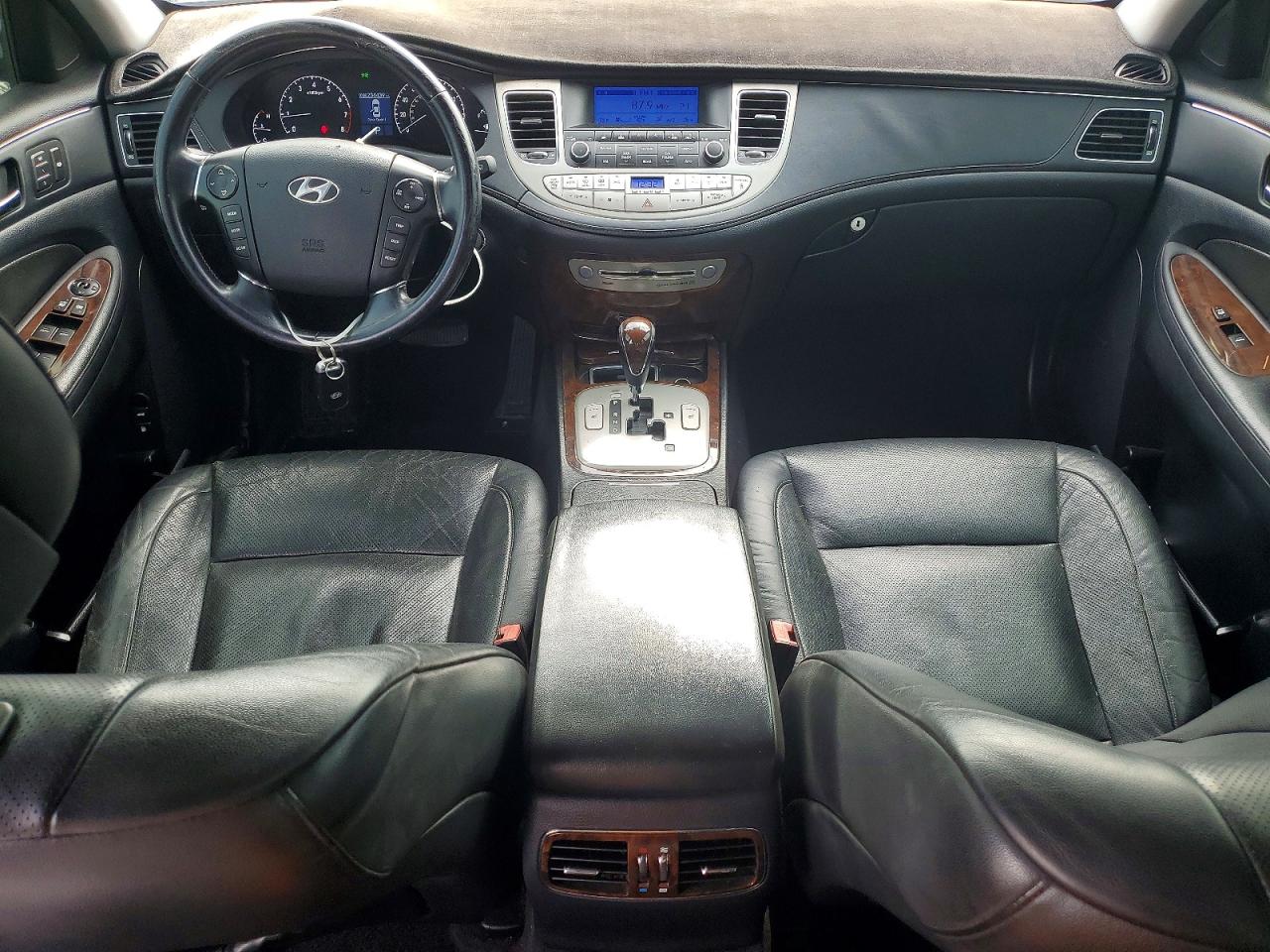 2009 HYUNDAI GENESIS 3.8L photo 8