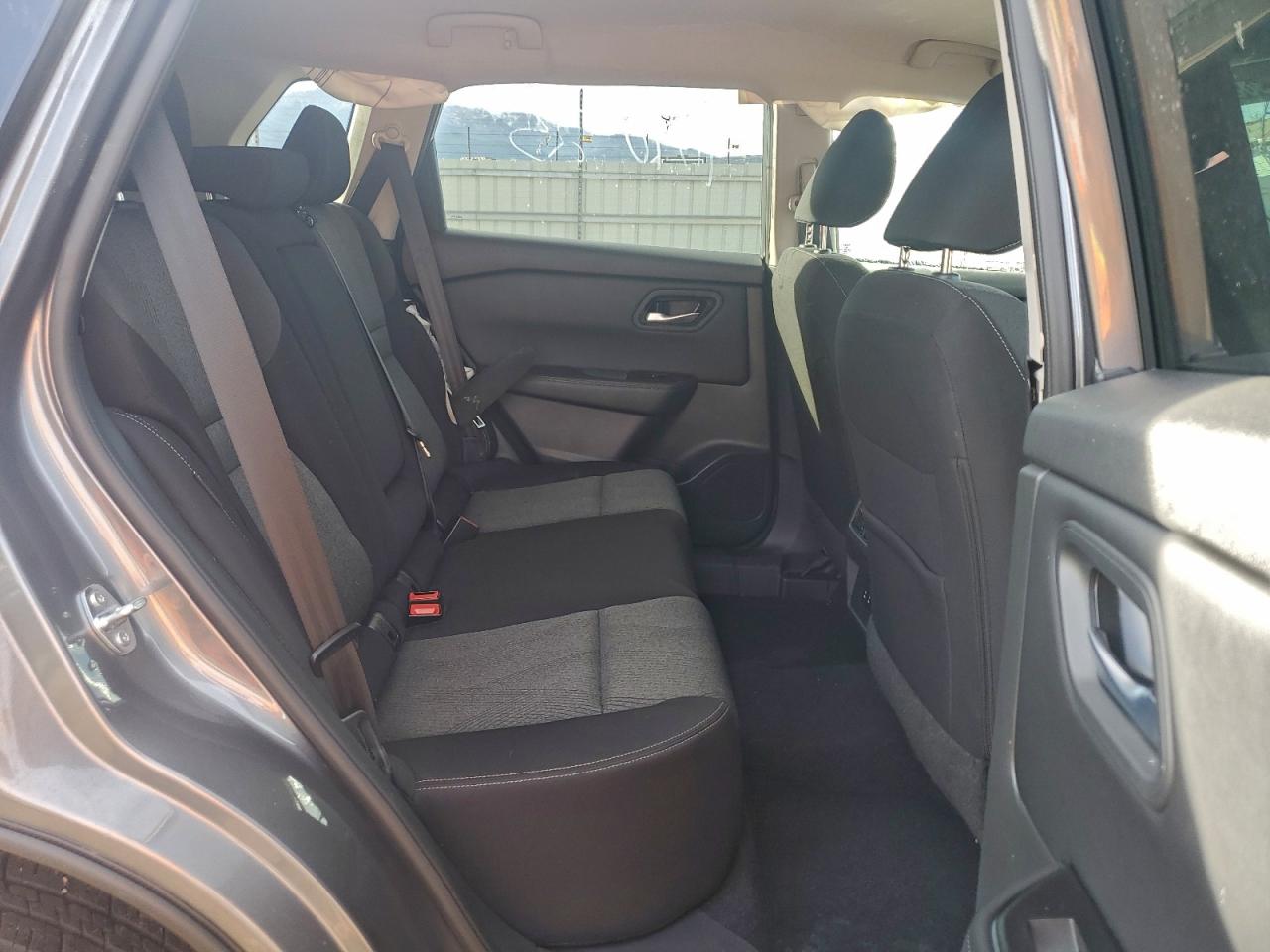 2025 NISSAN ROGUE SV photo 11