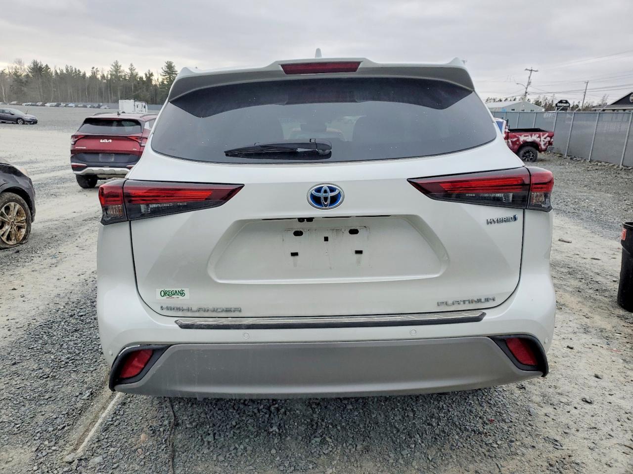 2024 TOYOTA HIGHLANDER HYBRID LIMITED photo 6