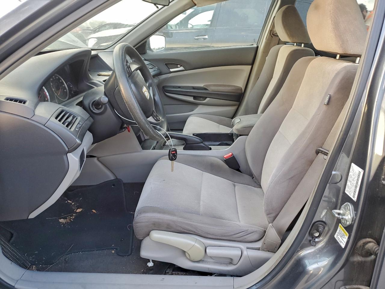 2009 HONDA ACCORD LX photo 7