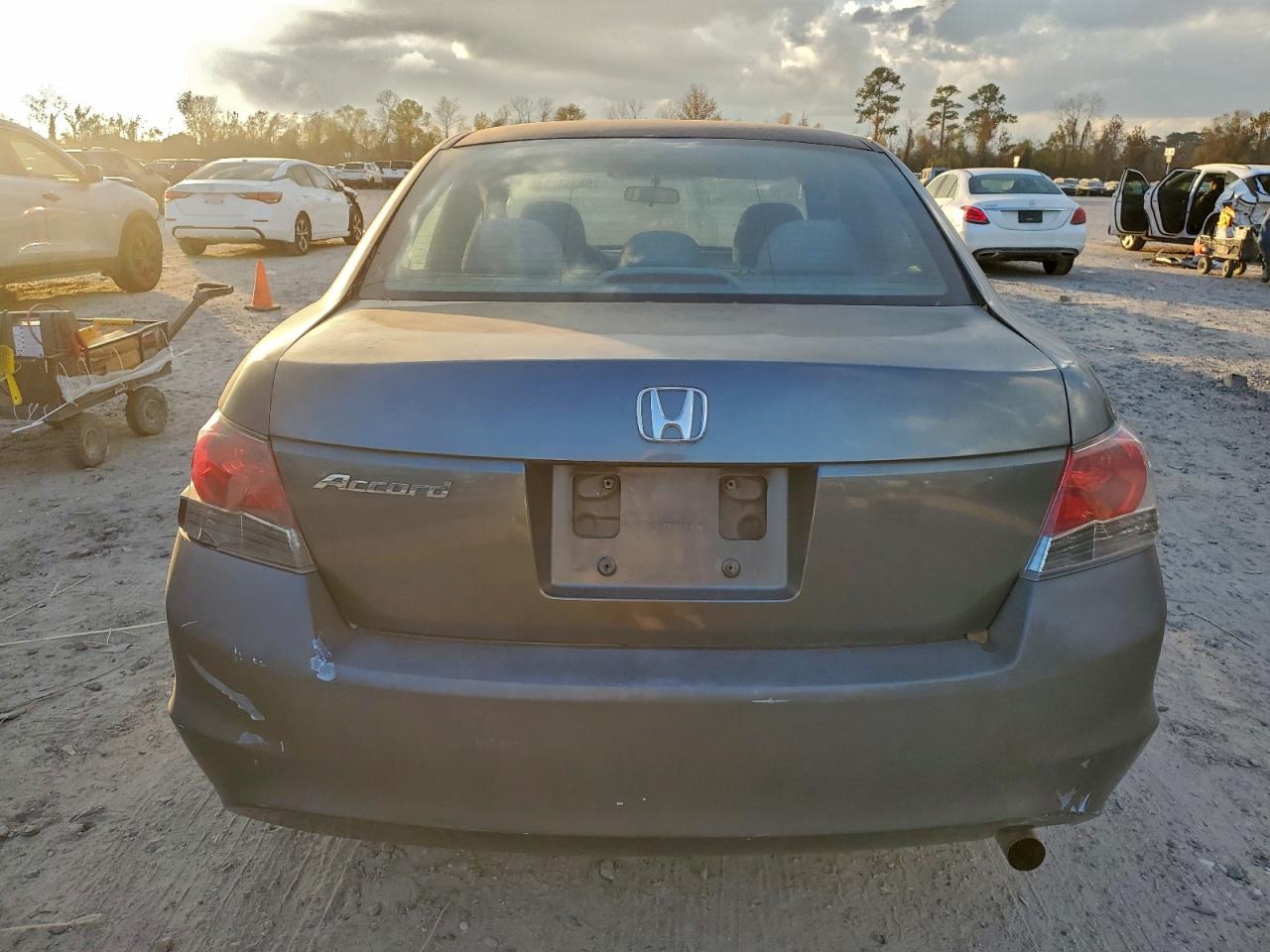 2009 HONDA ACCORD LX photo 6
