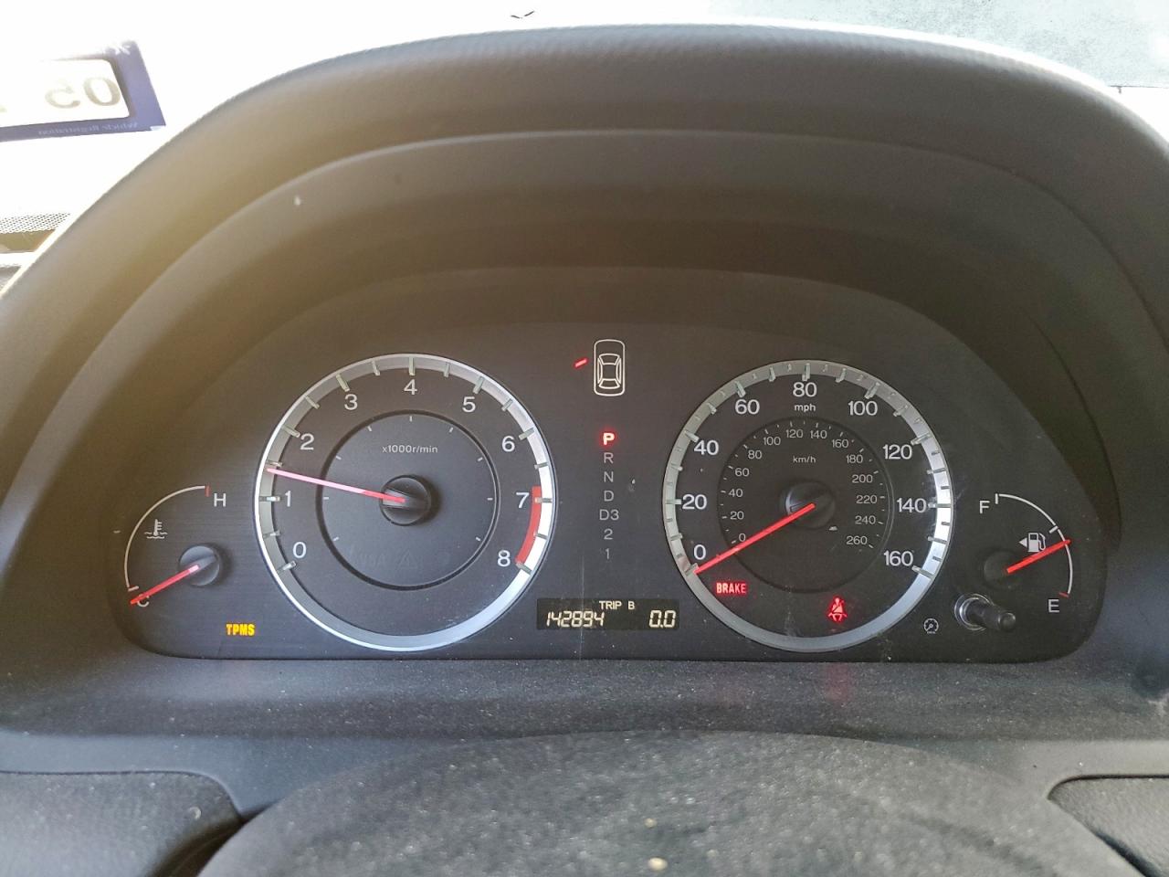 2009 HONDA ACCORD LX photo 9