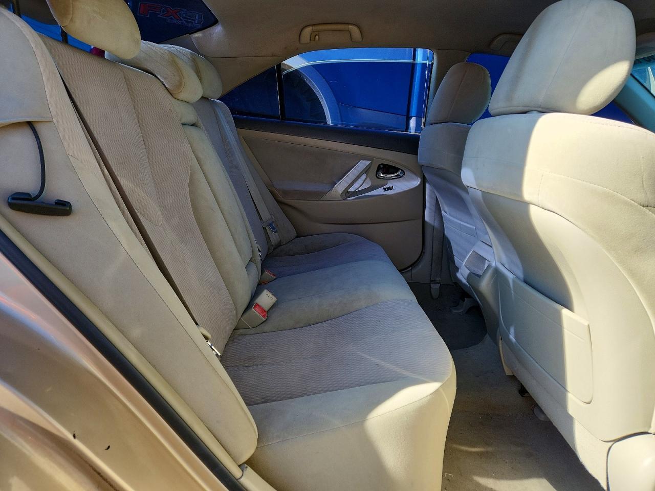 2010 TOYOTA CAMRY BASE photo 10