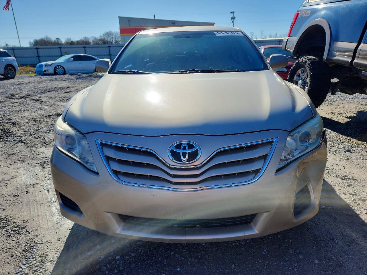 2010 TOYOTA CAMRY BASE photo 5