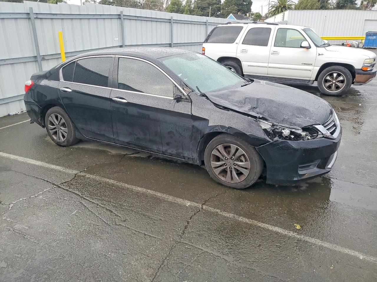 2015 HONDA ACCORD LX photo 4