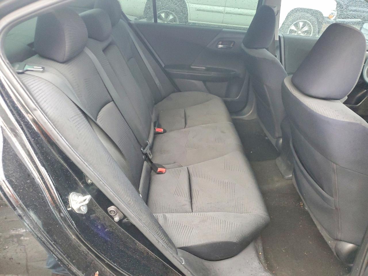 2015 HONDA ACCORD LX photo 10