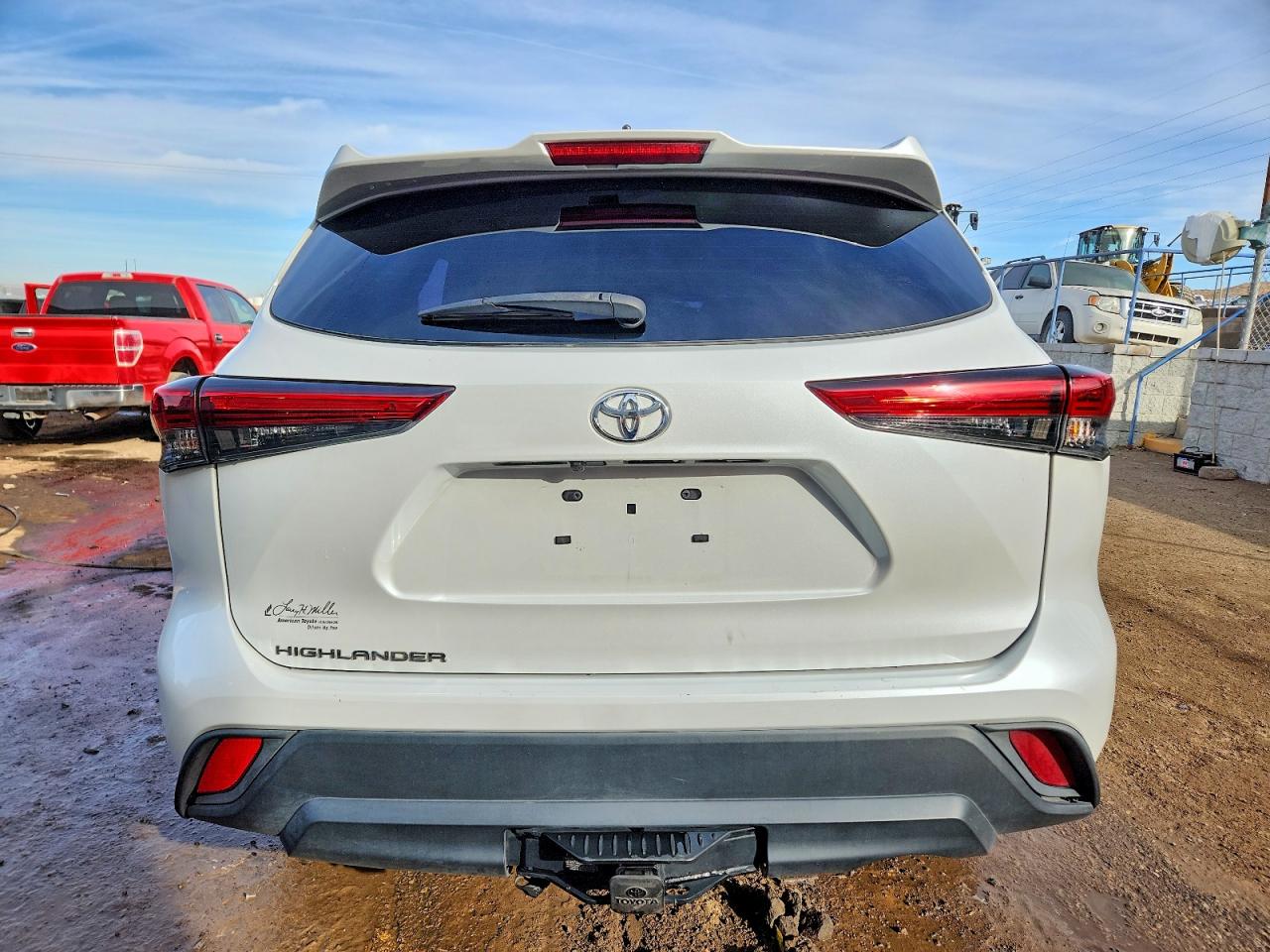 2022 TOYOTA HIGHLANDER L photo 6