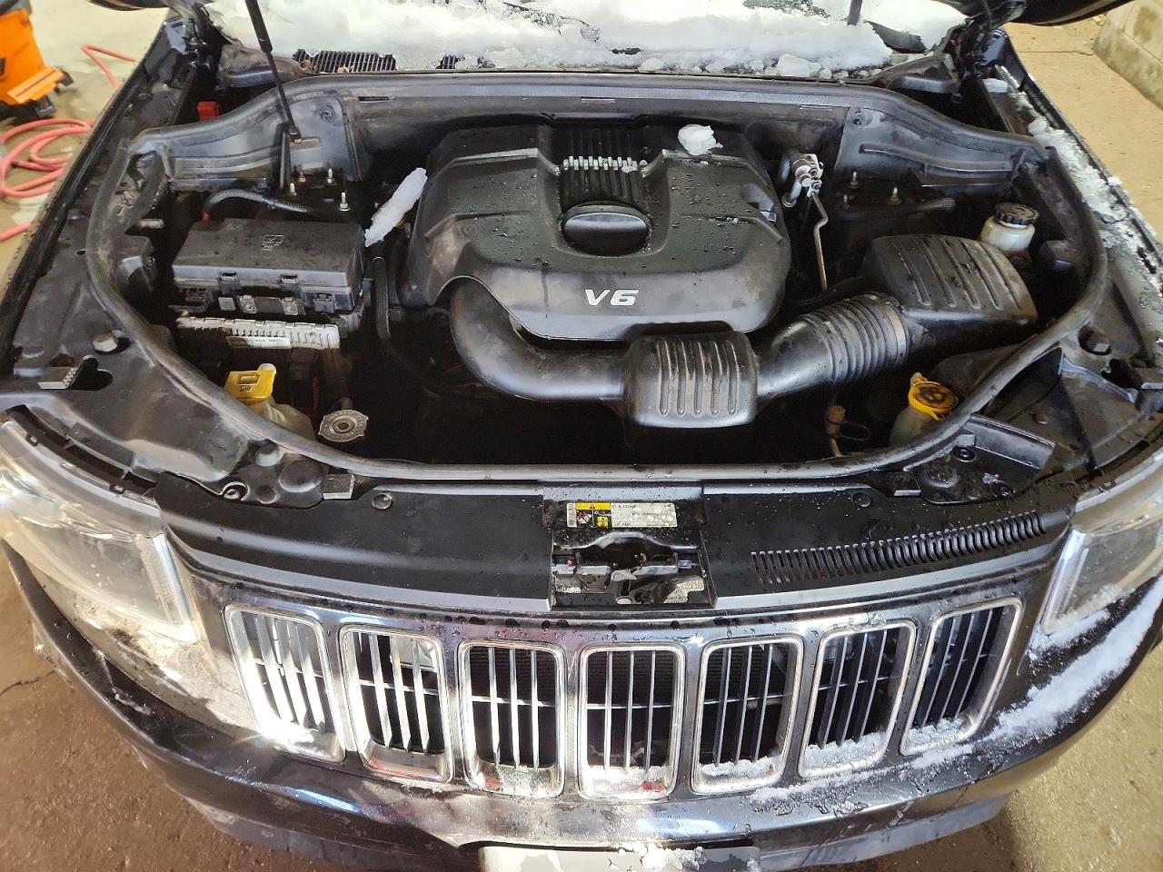 2015 JEEP GRAND CHEROKEE LAREDO photo 12
