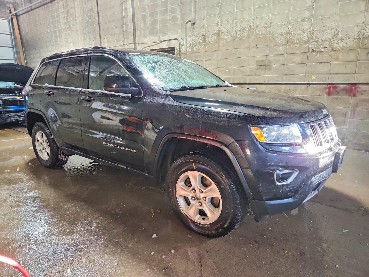 2015 JEEP GRAND CHEROKEE LAREDO photo 4