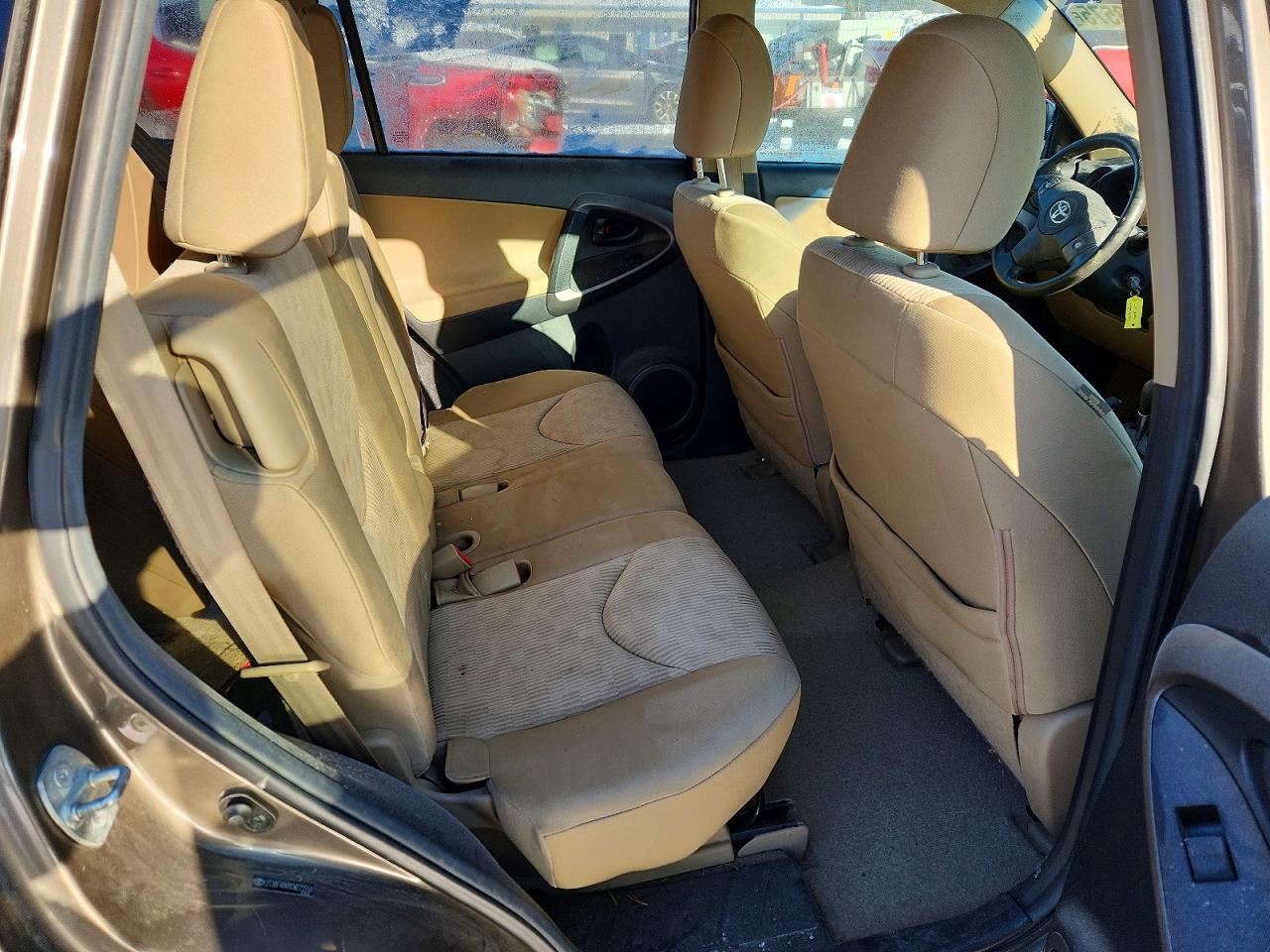 2012 TOYOTA RAV4 photo 10