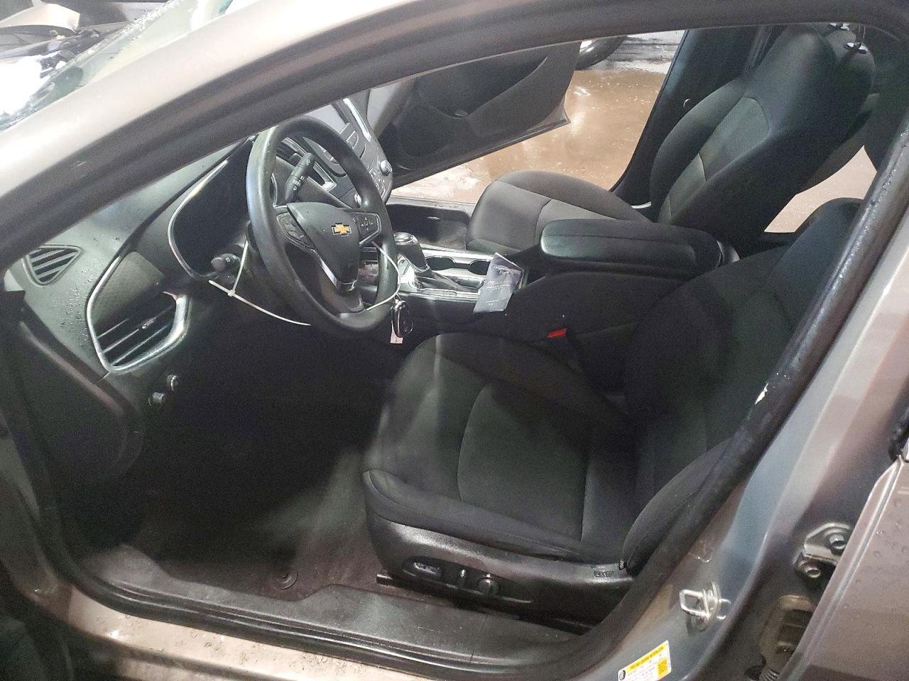 2017 CHEVROLET MALIBU HYBRID photo 7