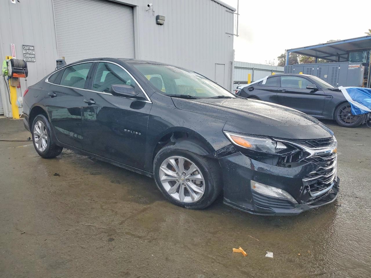2023 CHEVROLET MALIBU LT photo 4