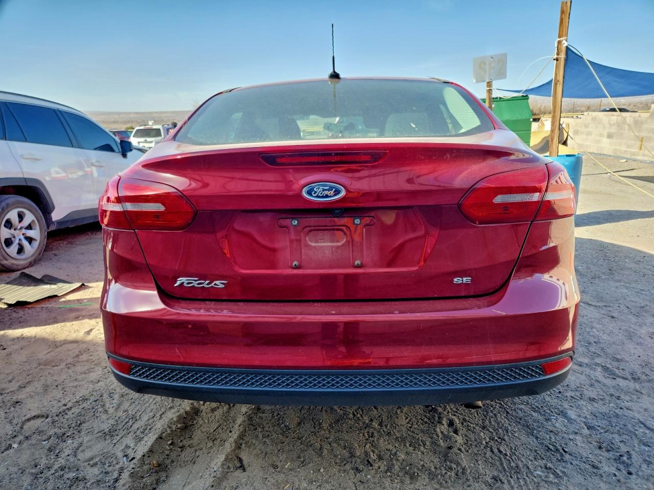 2017 FORD FOCUS SE photo 6