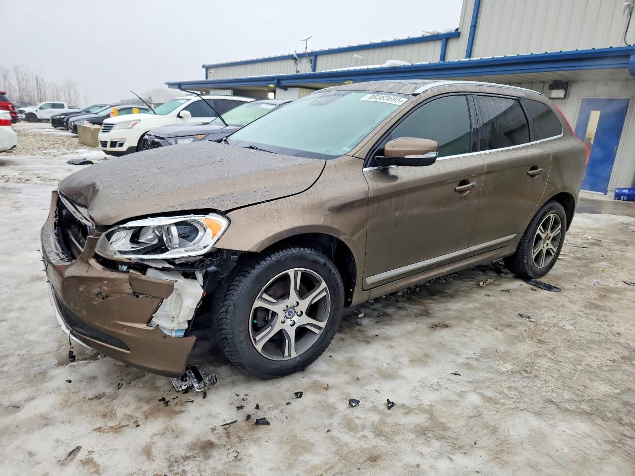 2015 VOLVO XC60