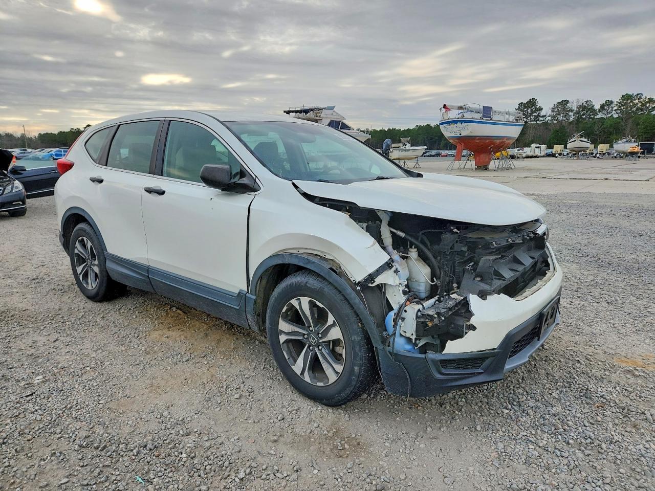 2018 HONDA CR-V LX photo 4