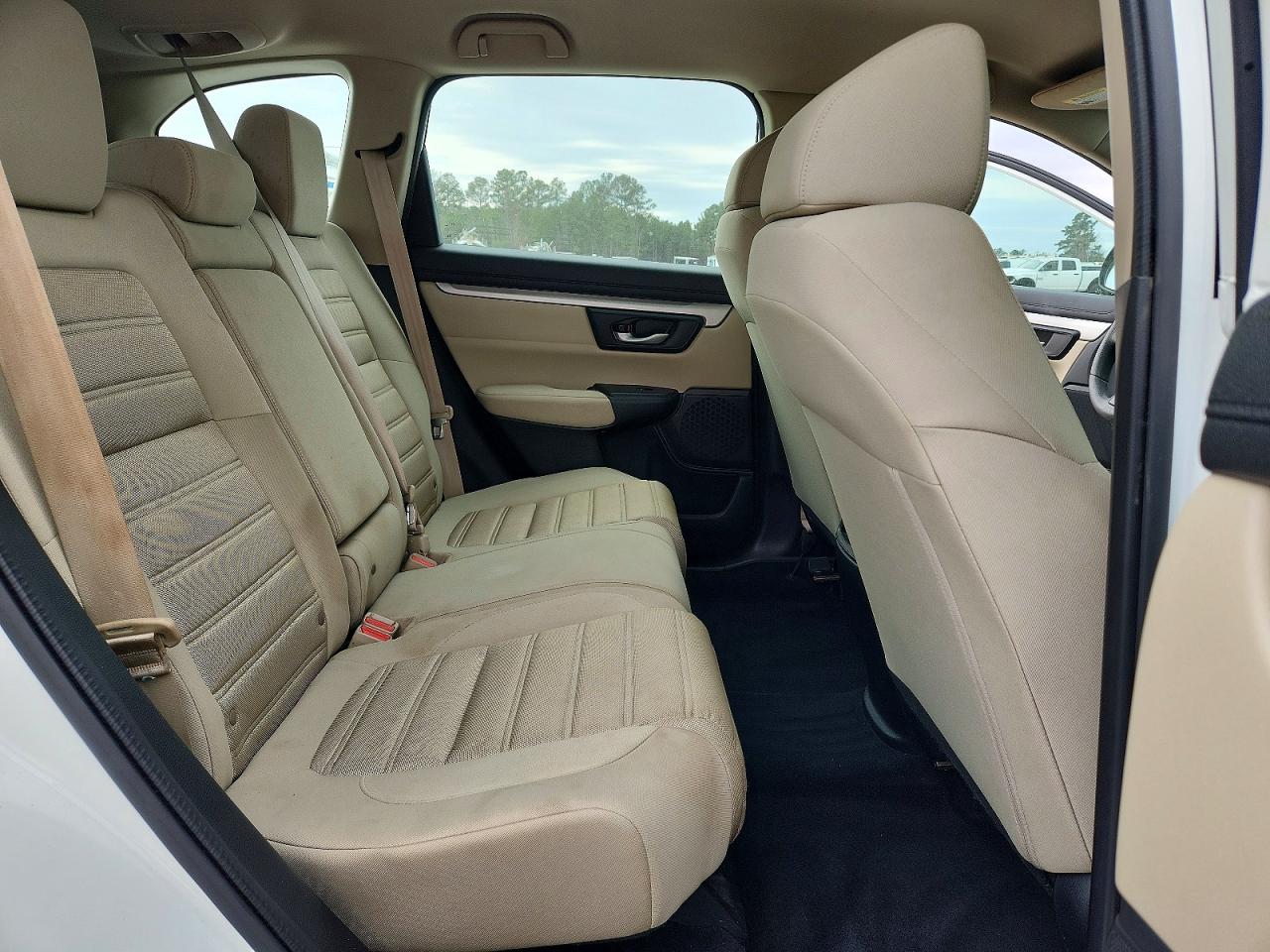 2018 HONDA CR-V LX photo 11