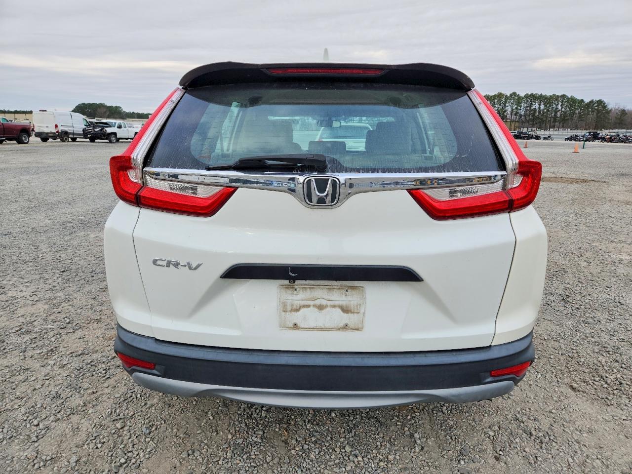 2018 HONDA CR-V LX photo 6