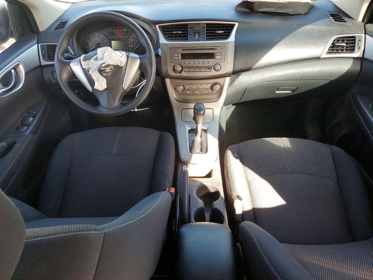 2014 NISSAN SENTRA S photo 8