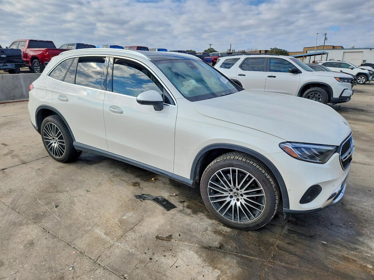 2023 MERCEDES-BENZ GLC 300 photo 4