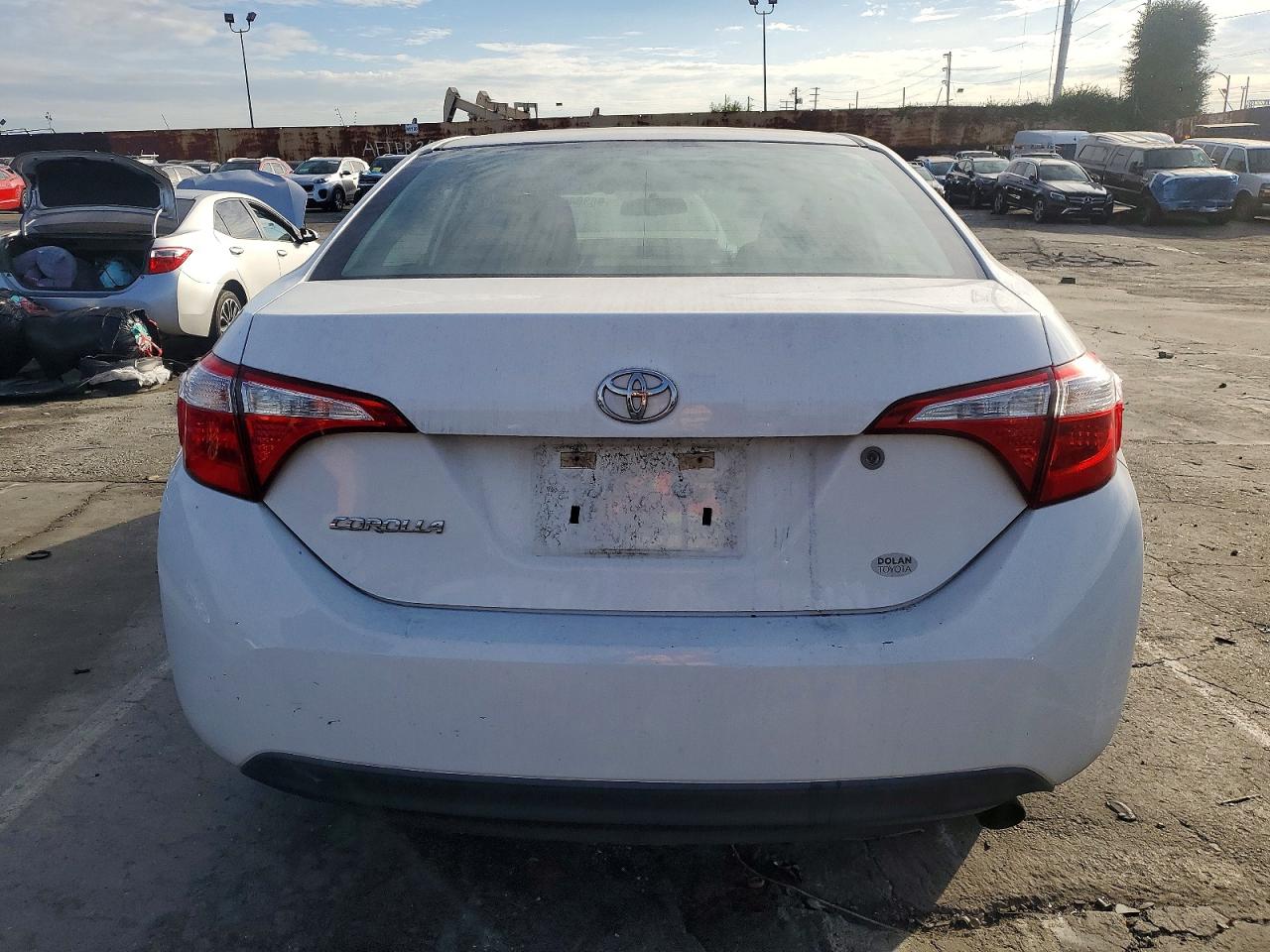 2015 TOYOTA COROLLA L photo 6