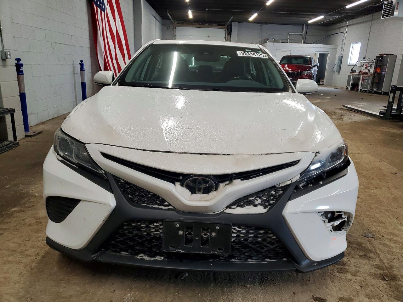 2019 TOYOTA CAMRY L photo 5