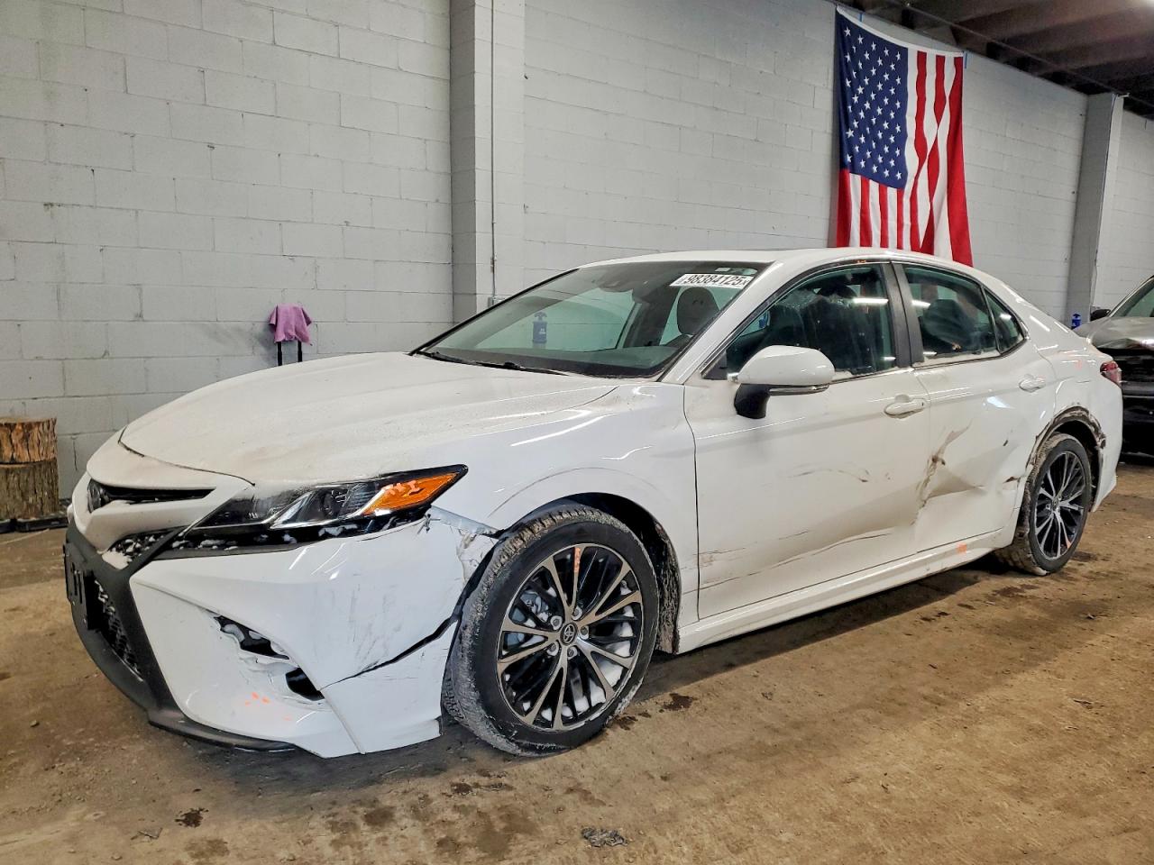 2019 TOYOTA CAMRY