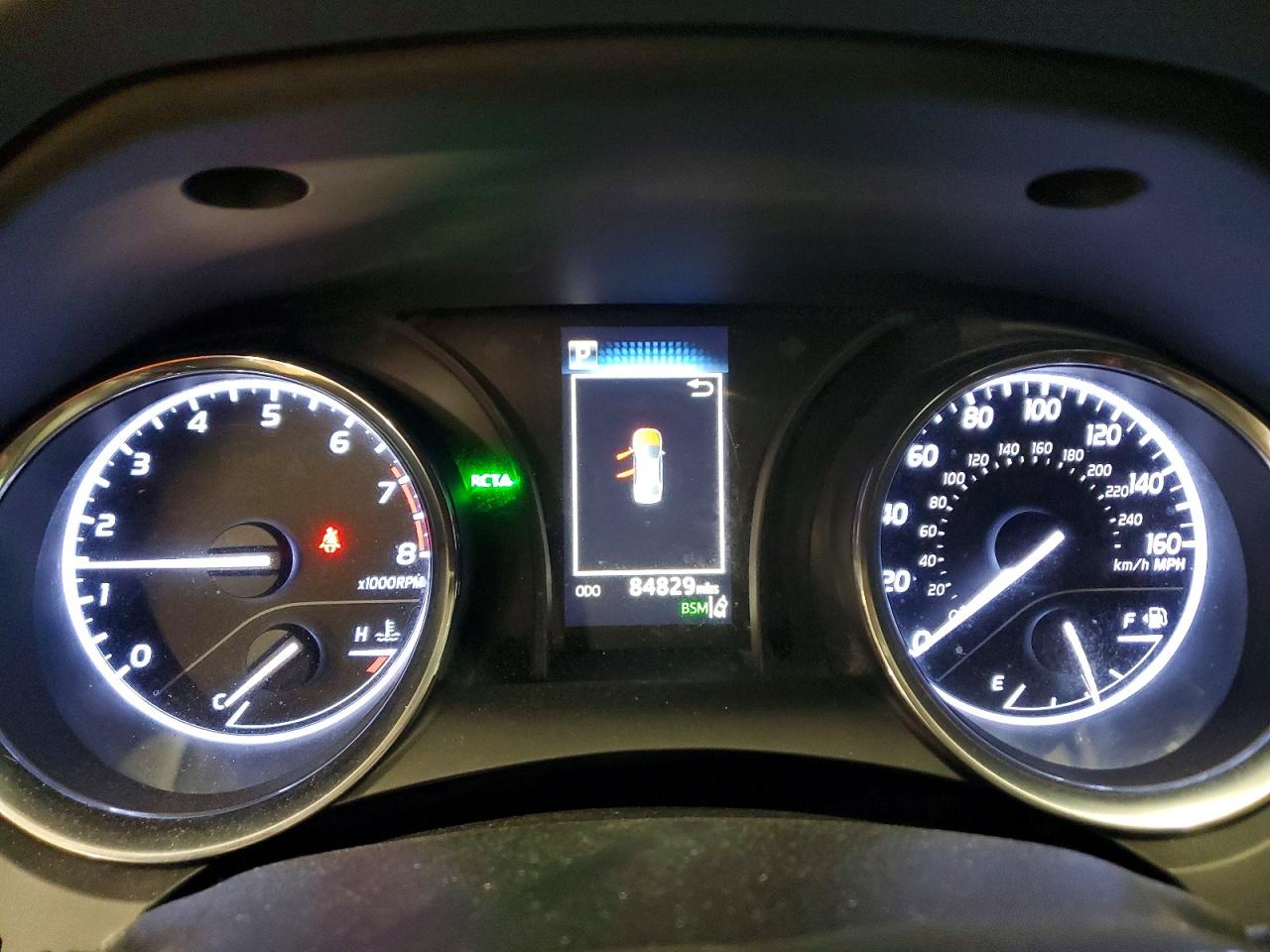2019 TOYOTA CAMRY L photo 9