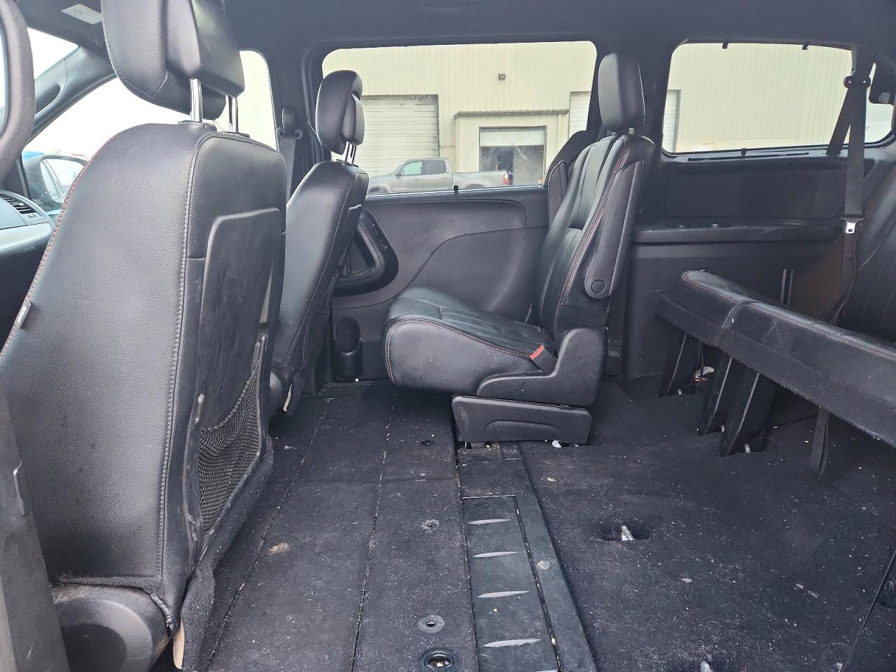 2015 DODGE GRAND CARAVAN photo 19