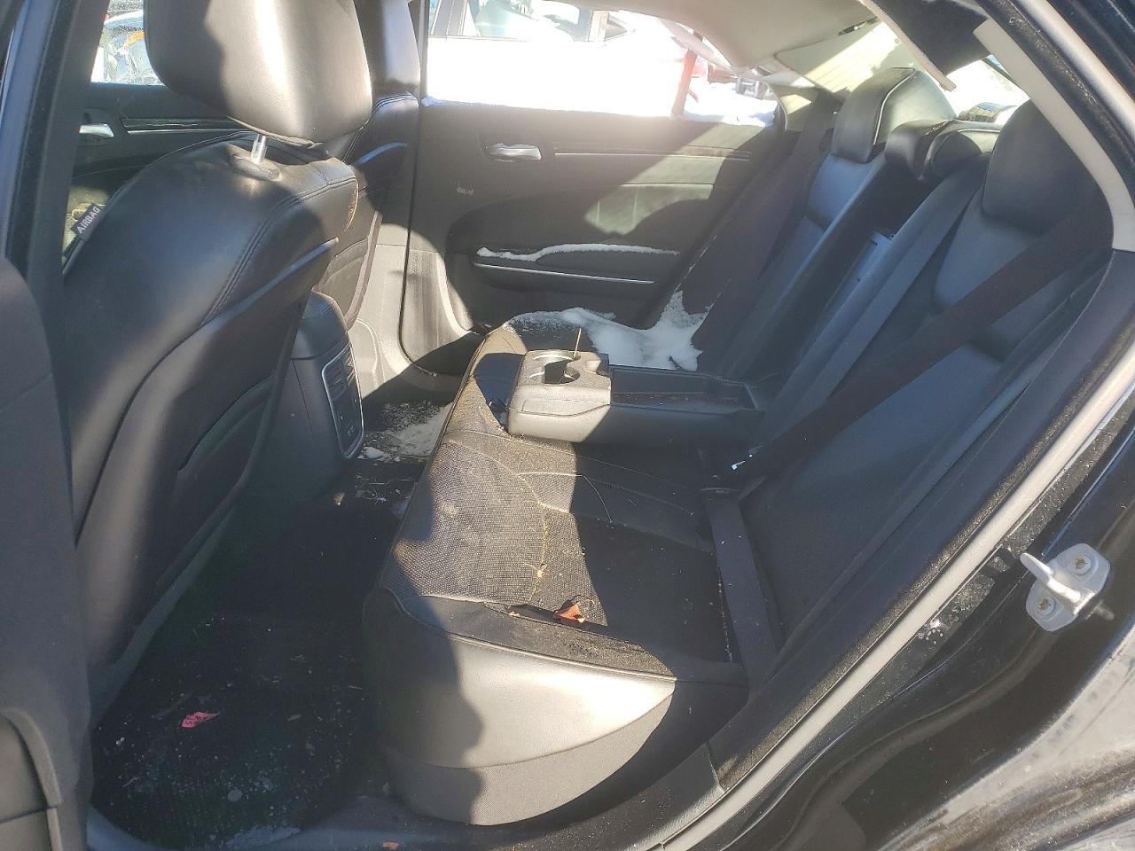 2019 CHRYSLER 300 LIMITED photo 10