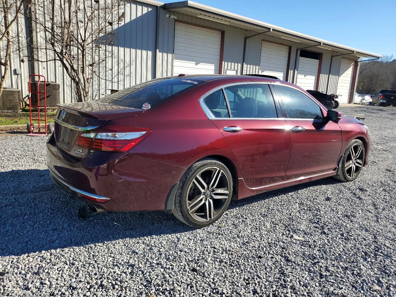 2017 HONDA ACCORD TOURING photo 3