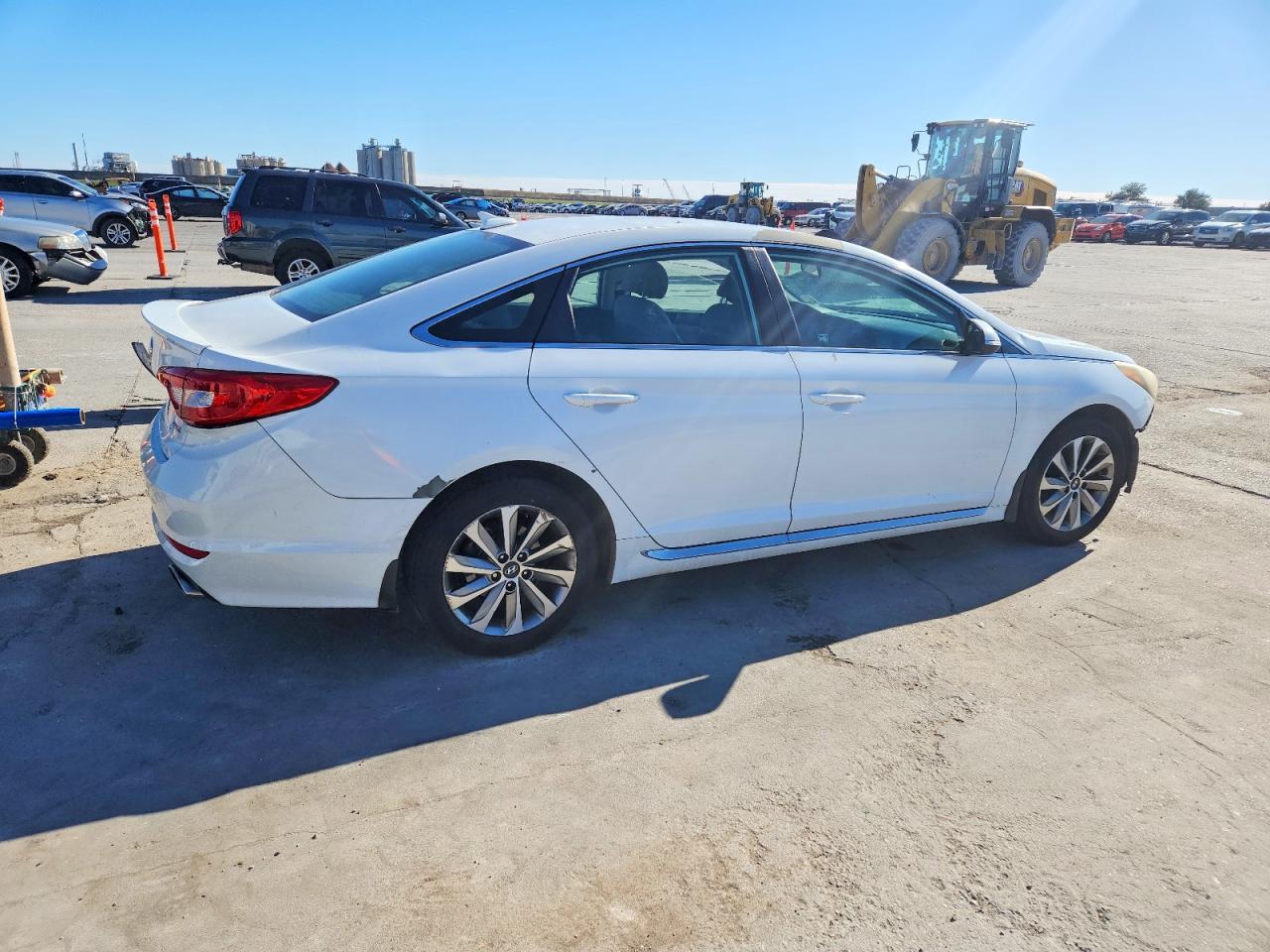 2015 HYUNDAI SONATA SPORT photo 3