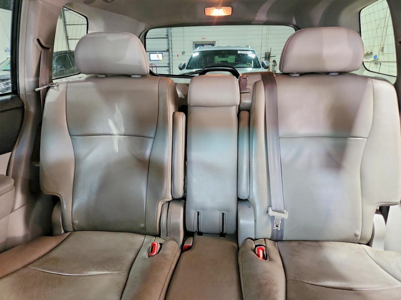2012 TOYOTA HIGHLANDER LIMITED photo 10