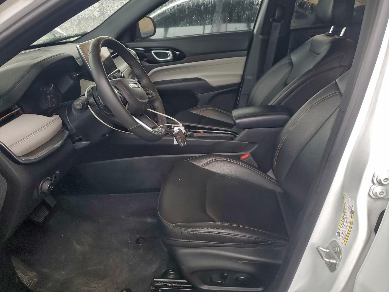 2024 JEEP COMPASS LIMITED photo 7