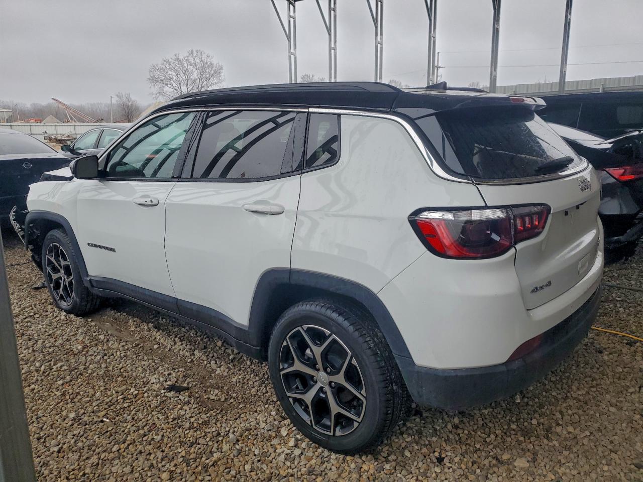 2024 JEEP COMPASS LIMITED photo 2