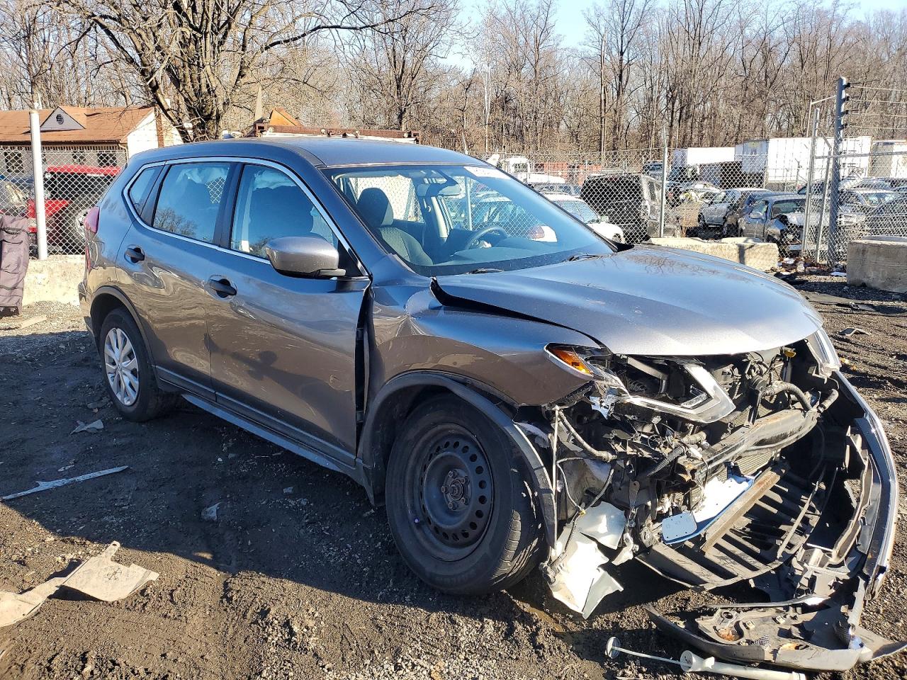 2017 NISSAN ROGUE S photo 4