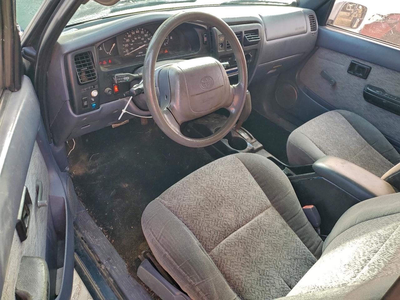 1998 TOYOTA TACOMA XTRACAB PRERUNNER photo 8