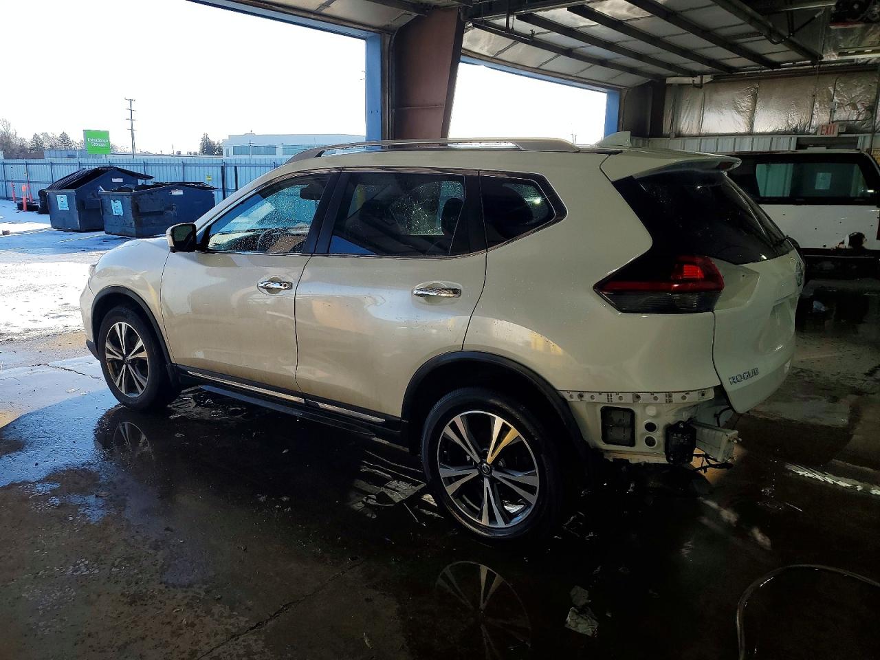 2018 NISSAN ROGUE SL photo 2