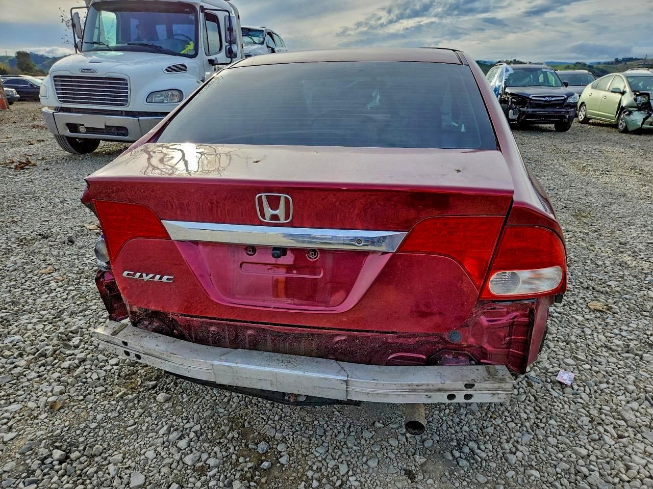 2010 HONDA CIVIC LX photo 6
