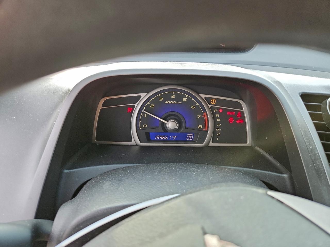2010 HONDA CIVIC LX photo 9