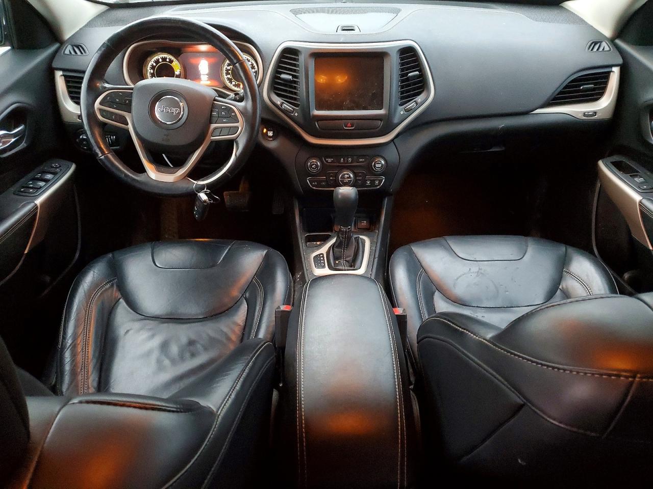 2017 JEEP CHEROKEE LIMITED photo 8