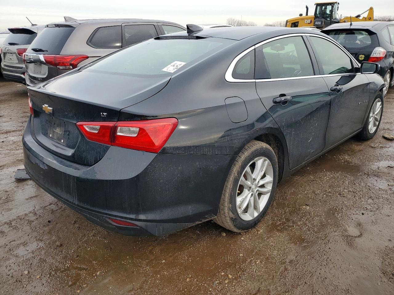 2017 CHEVROLET MALIBU LT photo 3