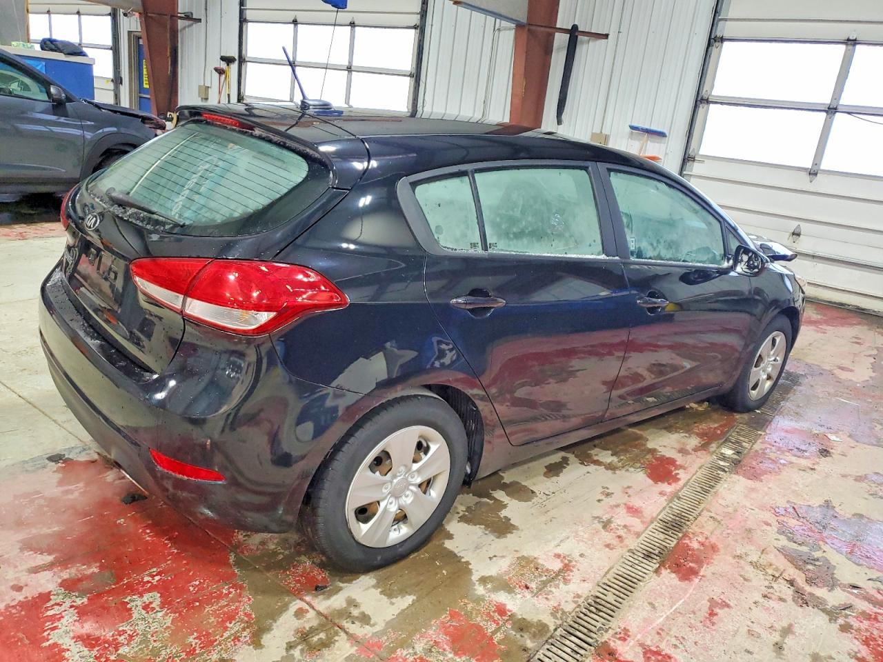 2017 KIA FORTE LX photo 3