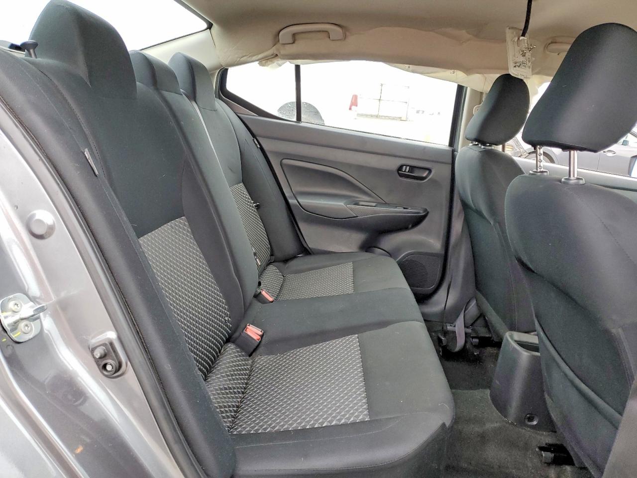 2024 NISSAN VERSA S photo 10